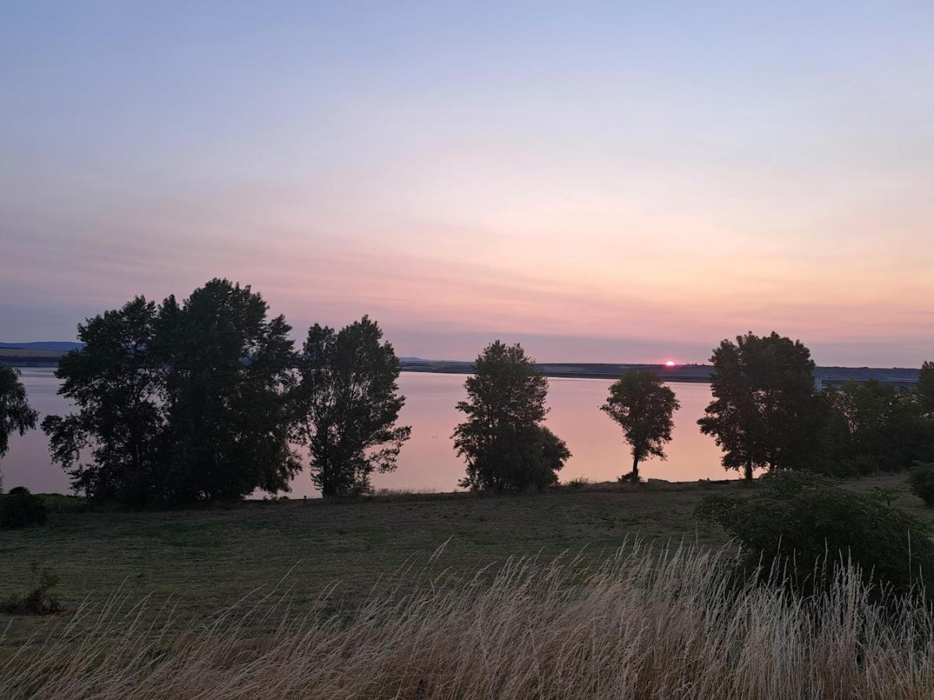 Вилла Rybarska Basta Vikletice - Nechranice Chbany Экстерьер фото